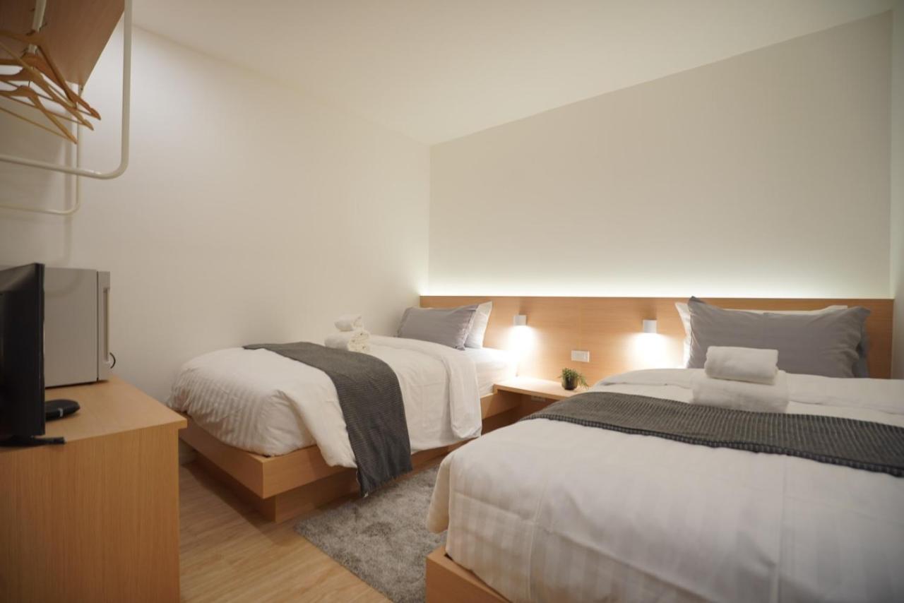 E11 Hotel - Bts Punnawithi Bangkok Extérieur photo