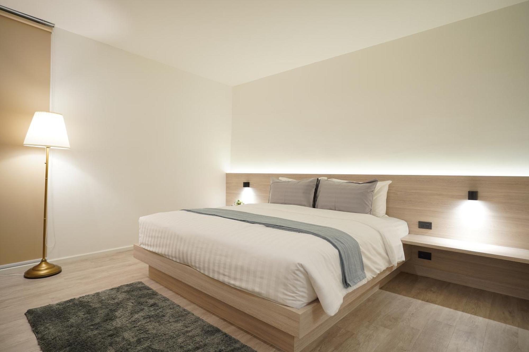 E11 Hotel - Bts Punnawithi Bangkok Extérieur photo